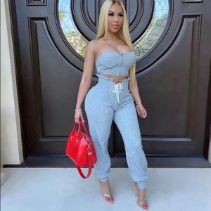 Lounge wear set . Size Large . New .